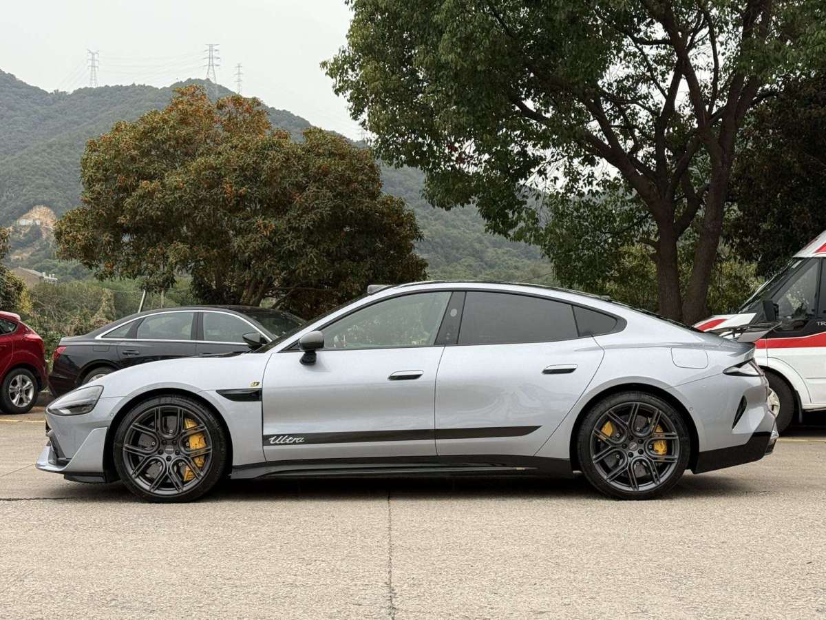 小米汽车 小米SU7 Ultra 2025 汽车图片 #4