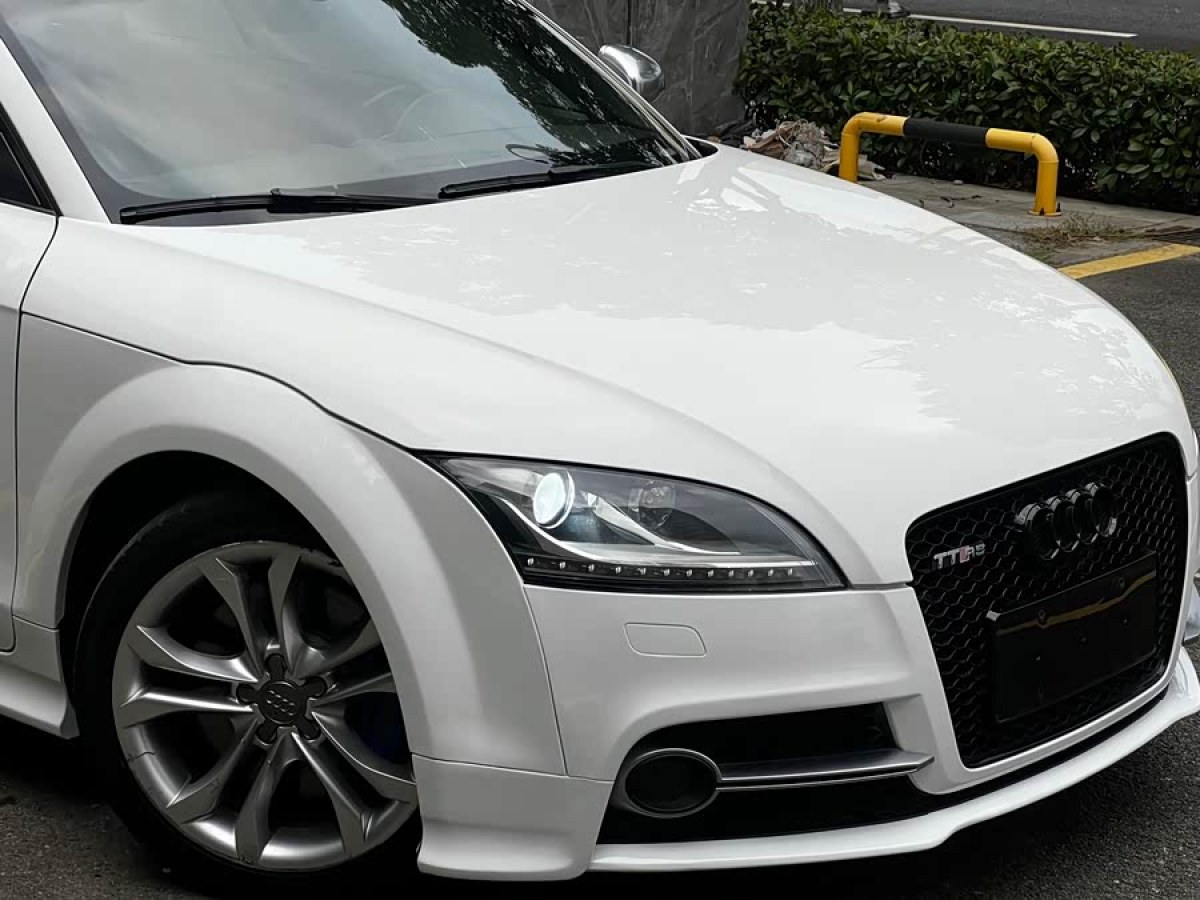 Audi TTS 2014 #4 Audi TTS 2014 car image #4