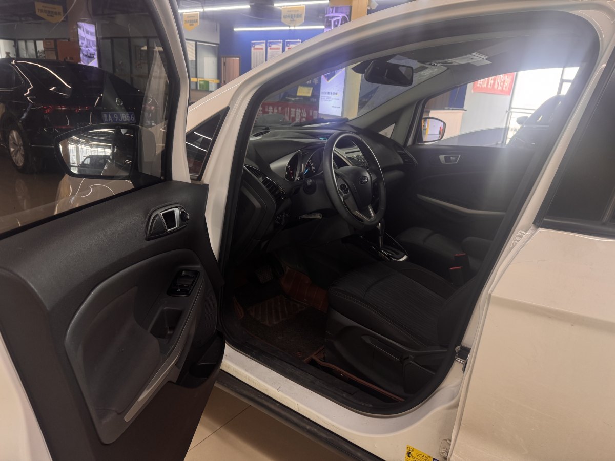 Ford EcoSport 2017 car image #4