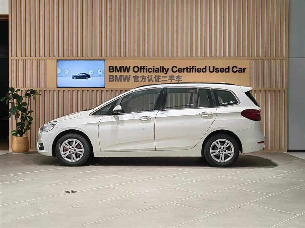 BMW 2 Series Gran Tourer 2017 #4 BMW 2 Series Gran Tourer 2017 صورة سيارة #4