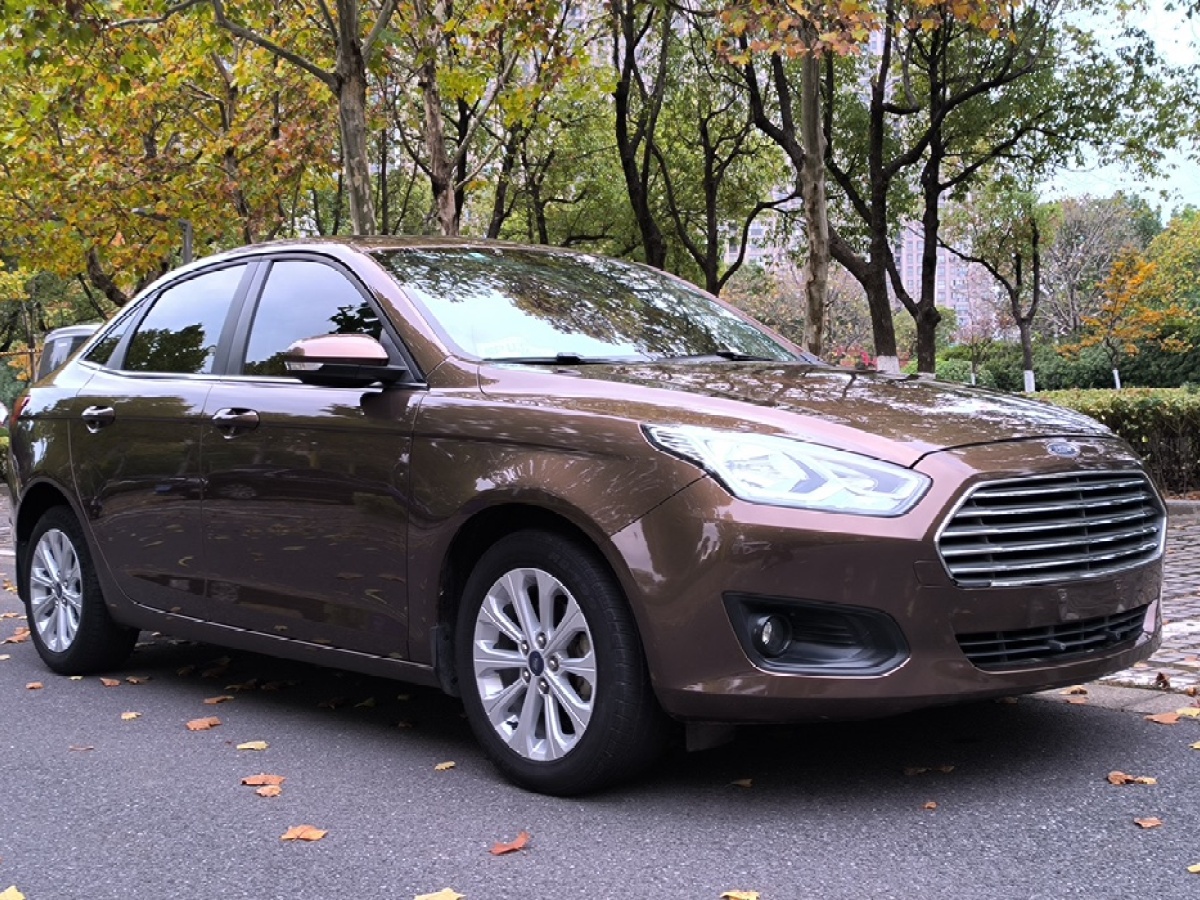 Ford Escort 2018 car image #4