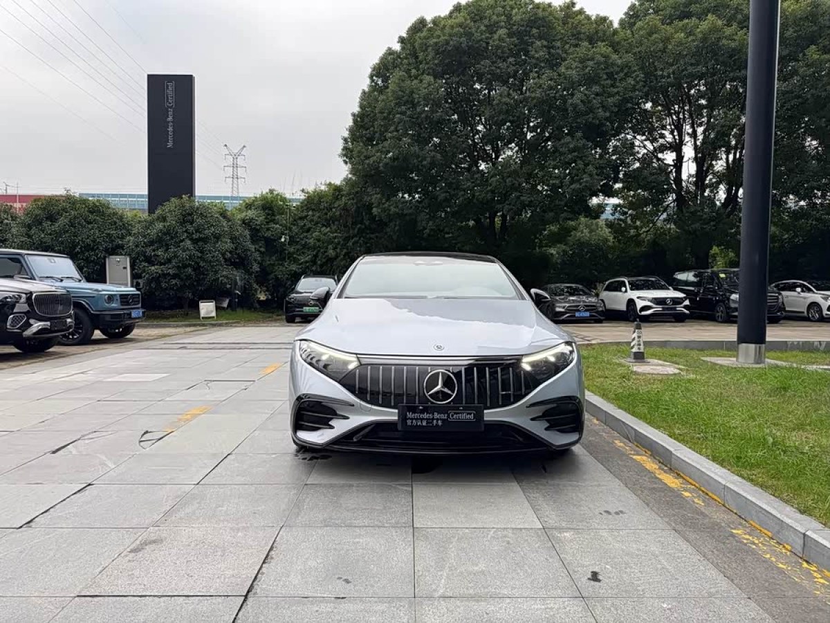 Mercedes-Benz EQS AMG 2024 imagen de coche #4