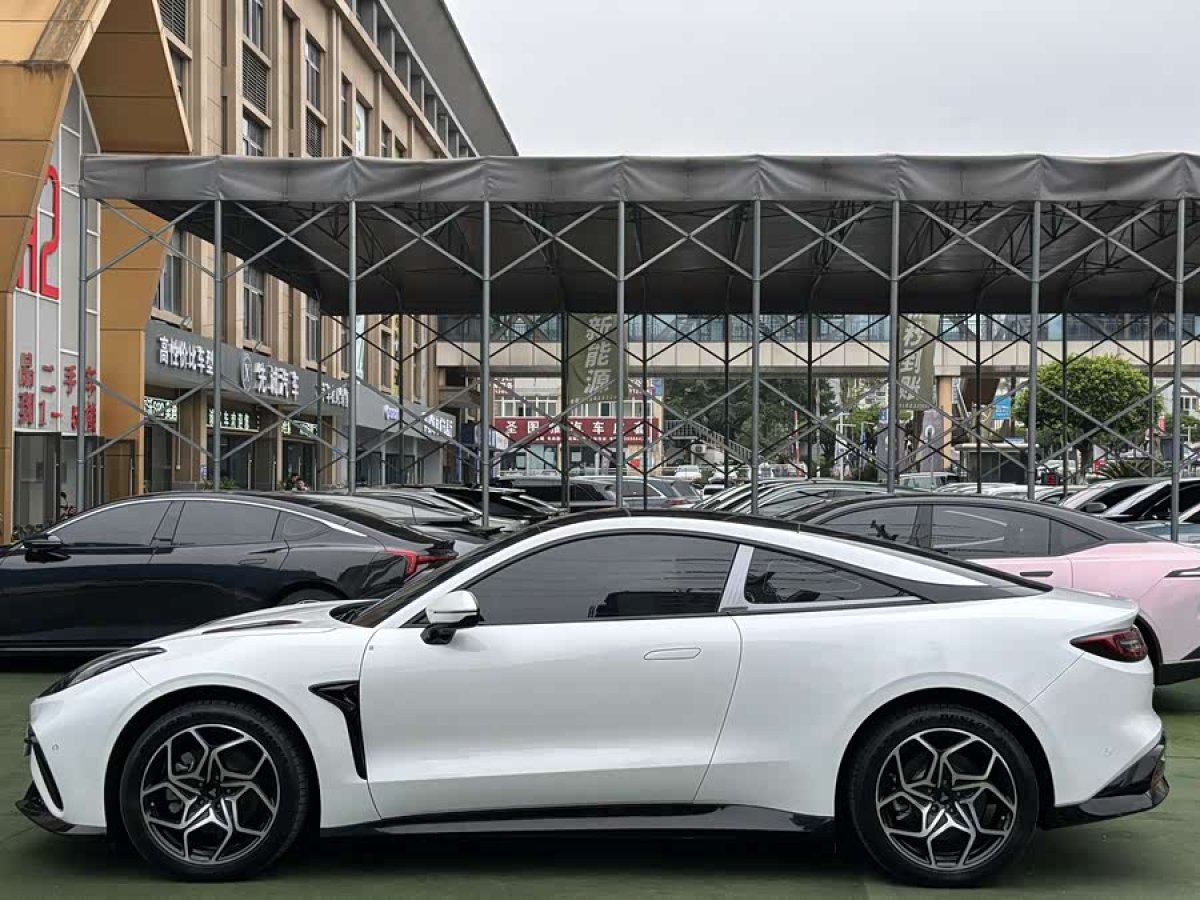 哪吒汽车 哪吒GT 2023 汽车图片 #4