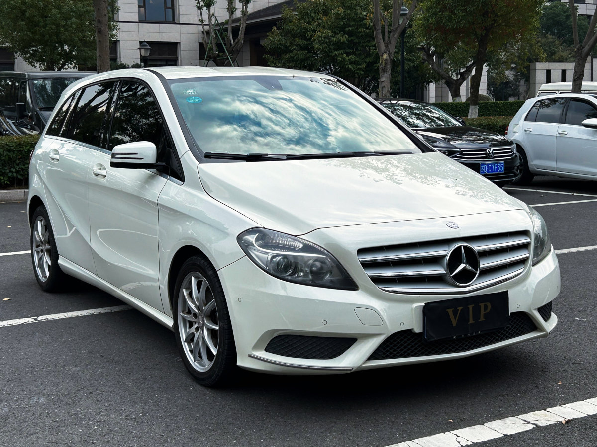 Mercedes-Benz B Class 2013 #4 Mercedes-Benz B Class 2013 car image #4