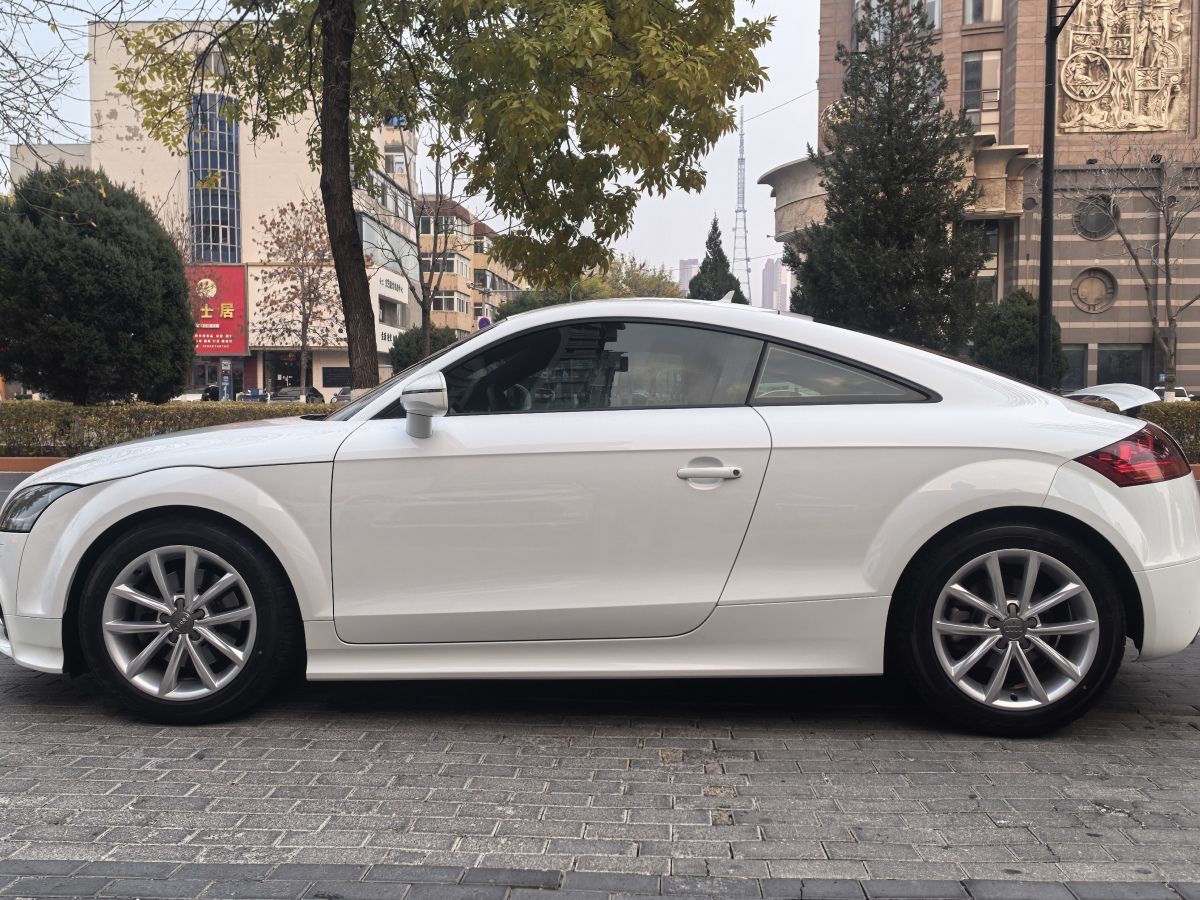 Audi TT 2014 car image #4