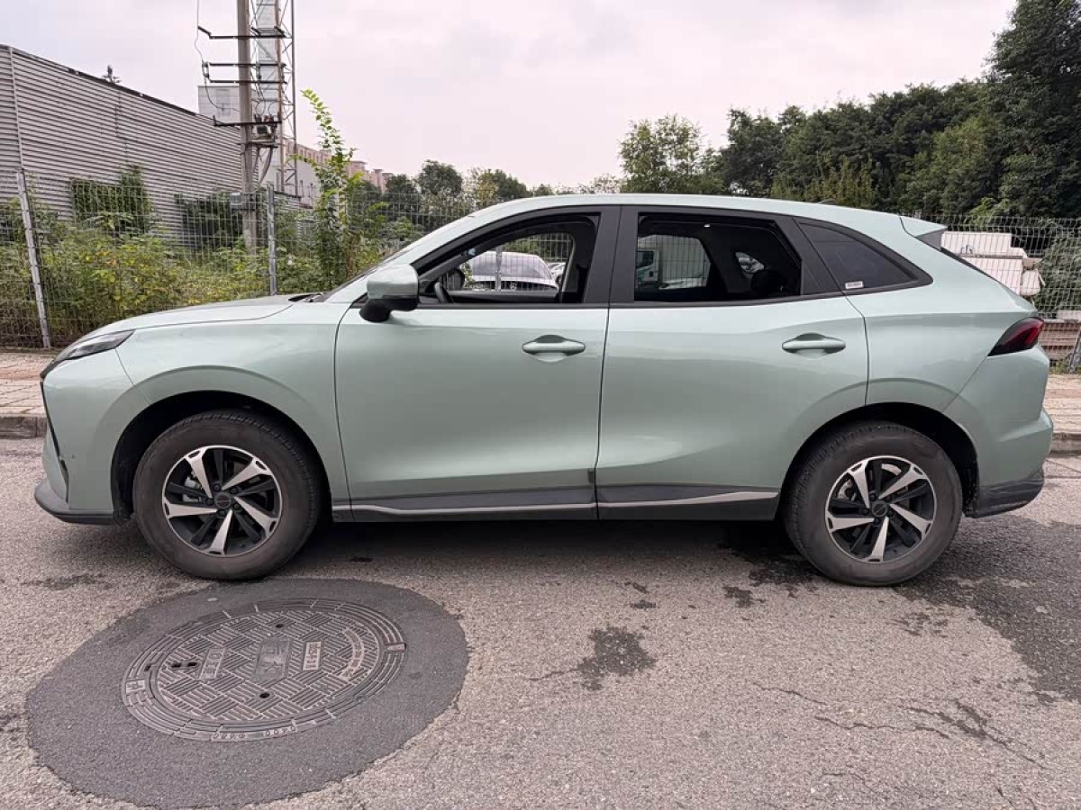 Forthing Thunder 2024 #4 Forthing Thunder 2024 car image #4