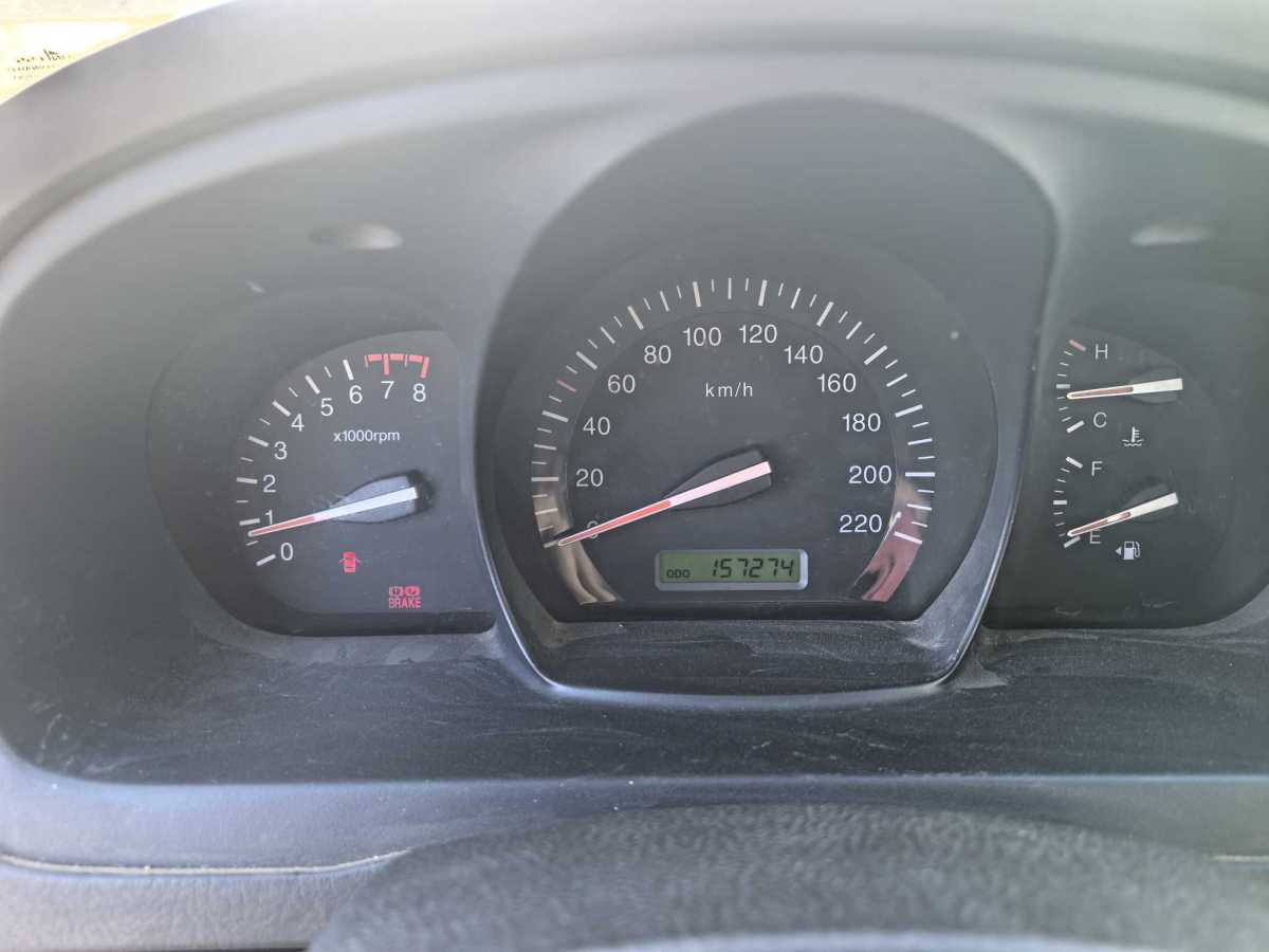 Kia Cerato 2012 imagen de coche #4