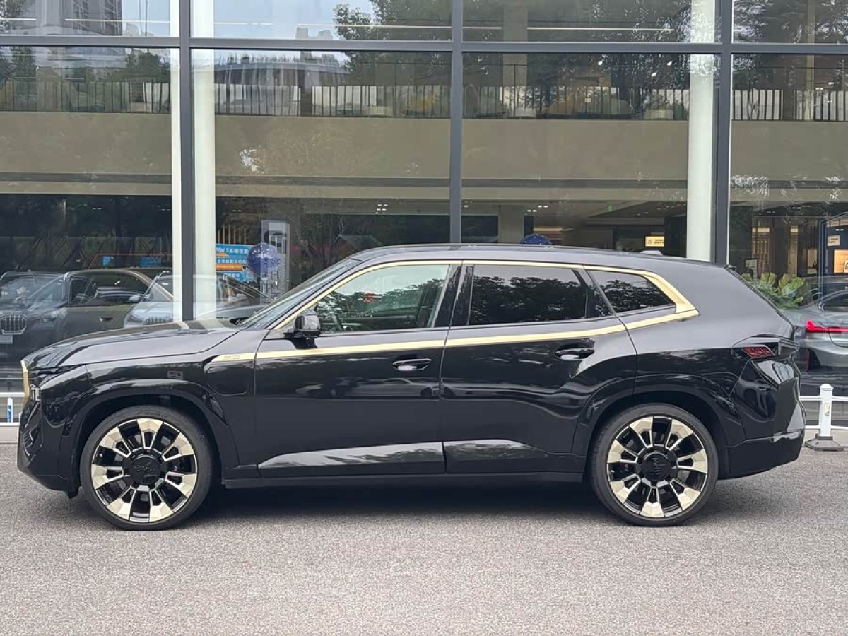 BMW XM 2024 car image #4