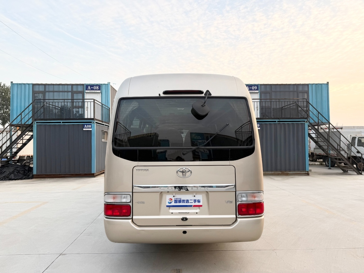 Toyota Coaster 2013 #4 Toyota Coaster 2013 imagen de coche #4