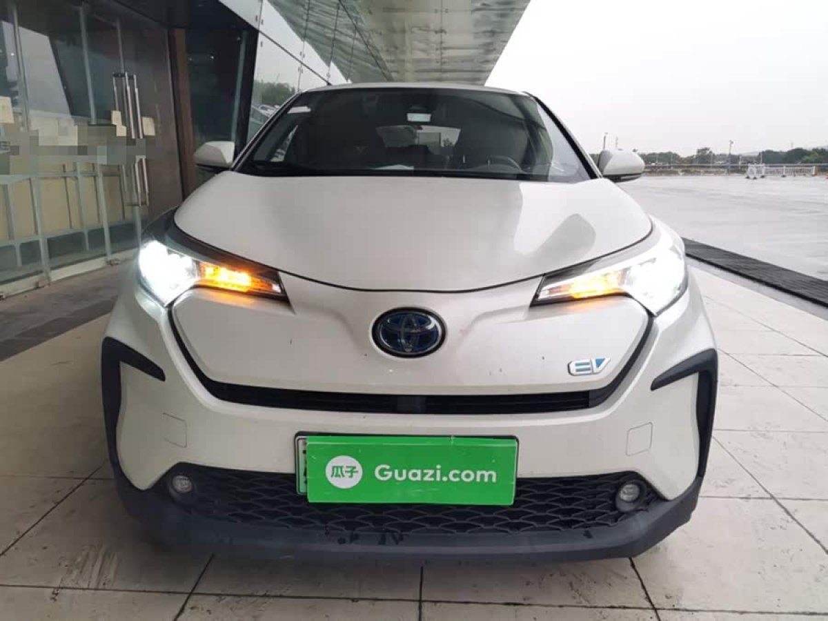 Toyota C-HR EV 2021 #4 Toyota C-HR EV 2021 immagine di auto #4