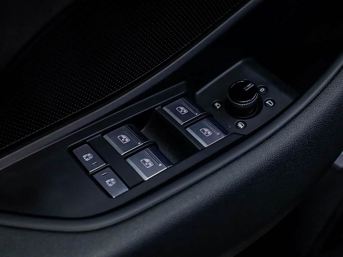 Audi Q6 2024 imagem de carro #4