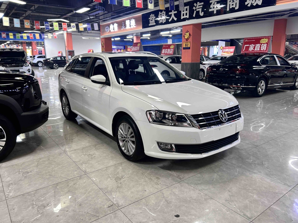 Volkswagen Gran Lavida 2016 immagine di auto #4