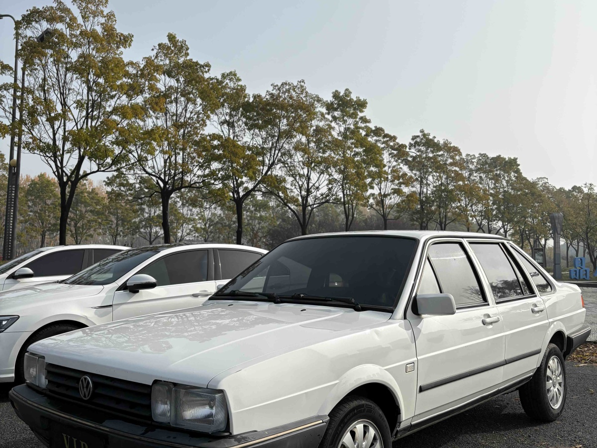 Volkswagen Santana Classic 2010 #4 Volkswagen Santana Classic 2010 صورة سيارة #4