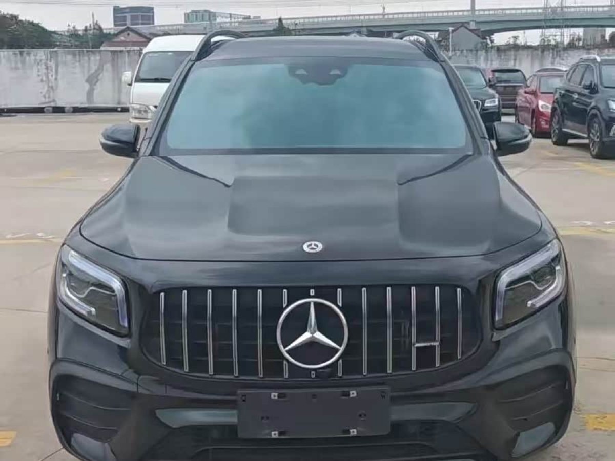 Mercedes-Benz GLB AMG 2023 car image #4