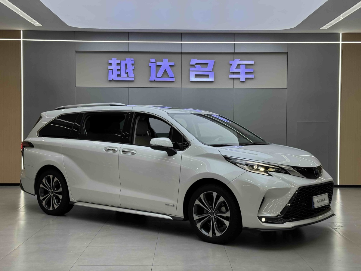 Toyota Granvia 2024 immagine di auto #4