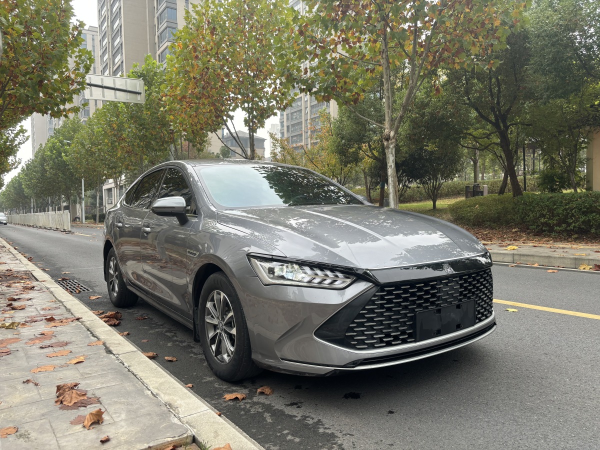 BYD Qin 2023 car image #4