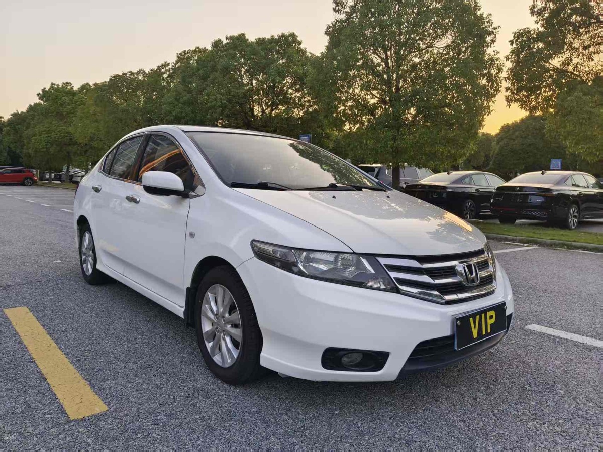 Honda City 2014 imagem de carro #4