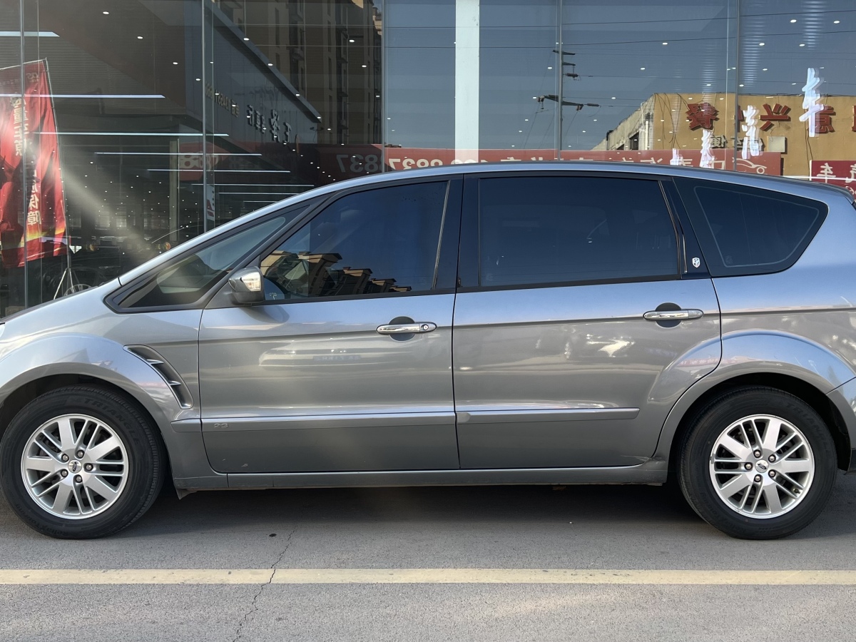 Ford S-MAX 2012 car image #4