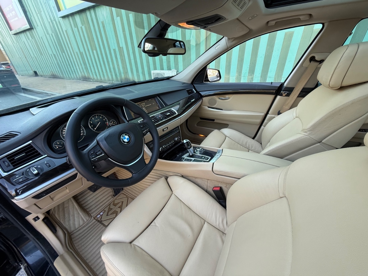 BMW 5 Series GT 2010 immagine di auto #4