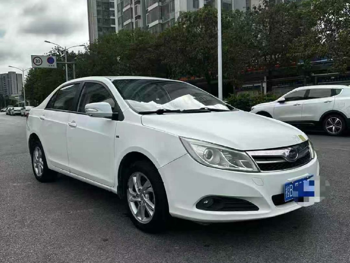 BYD SuRui 2013 car image #4