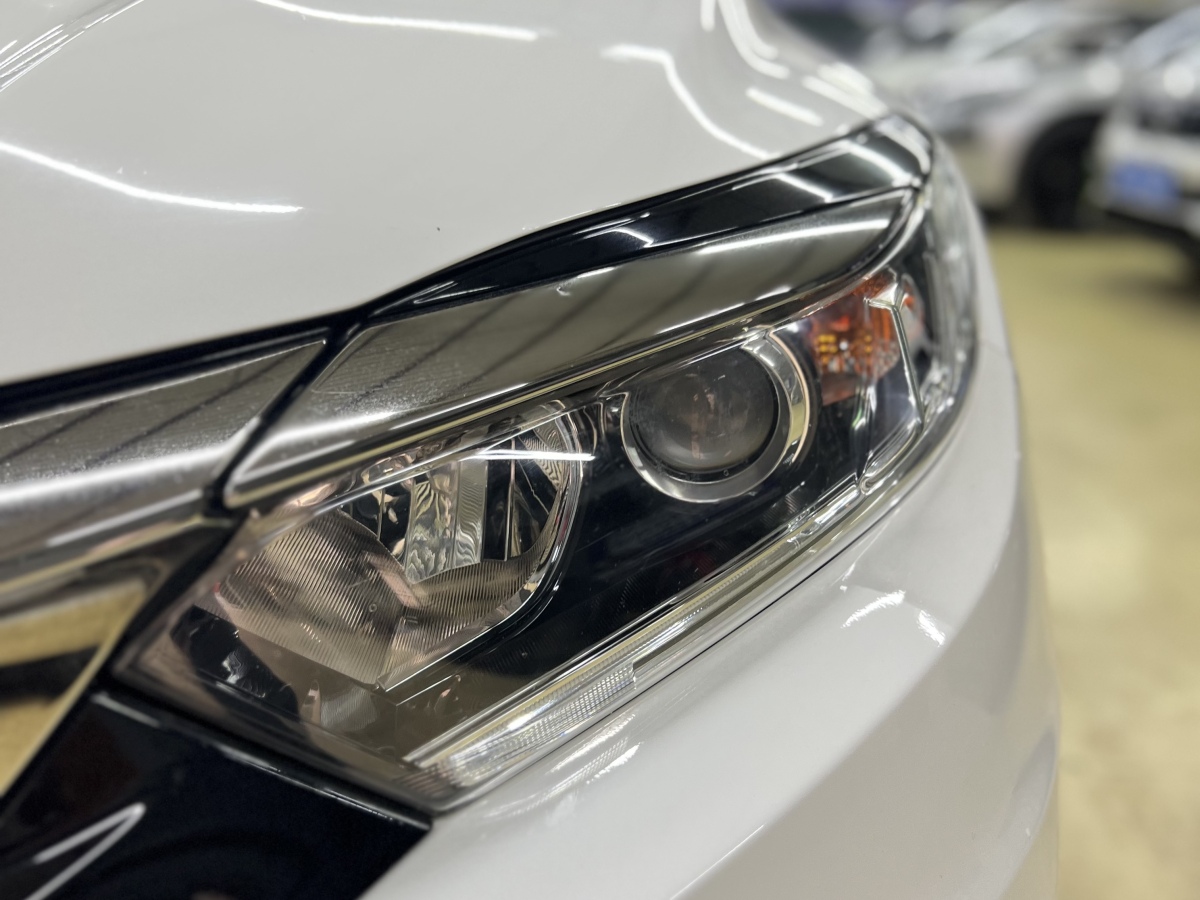 Honda VEZEL 2020 #4 Honda VEZEL 2020 car image #4