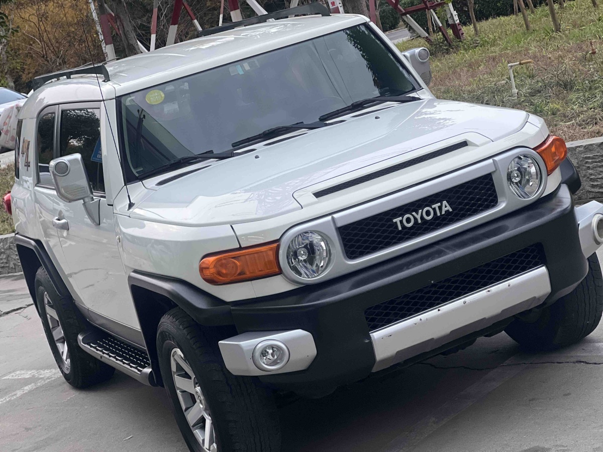 Toyota FJ Cruiser 2017 car image #4