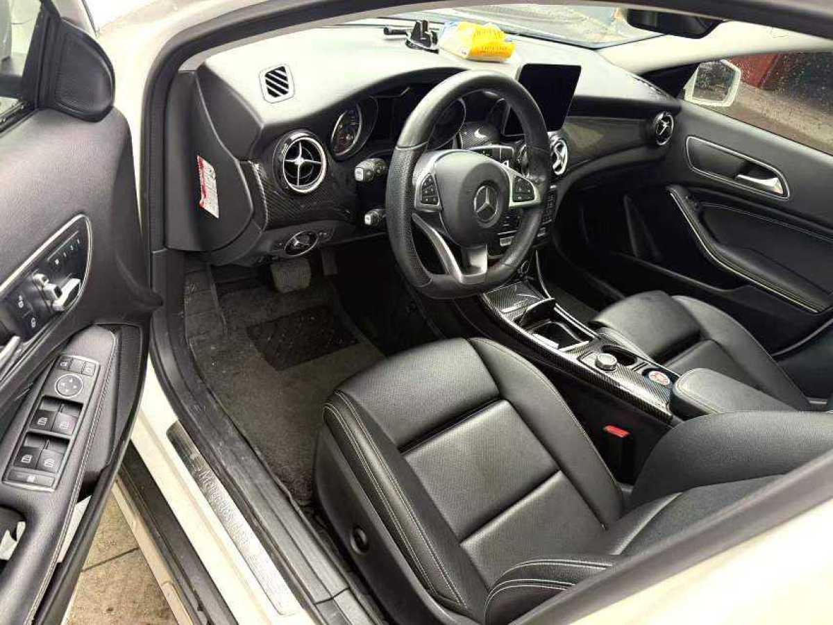 Mercedes-Benz GLA Class (Imported) 2019 immagine di auto #4