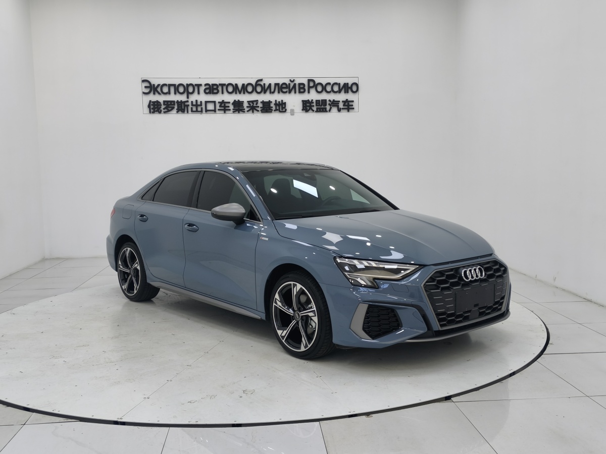 Audi RS 3 2023 car image #4