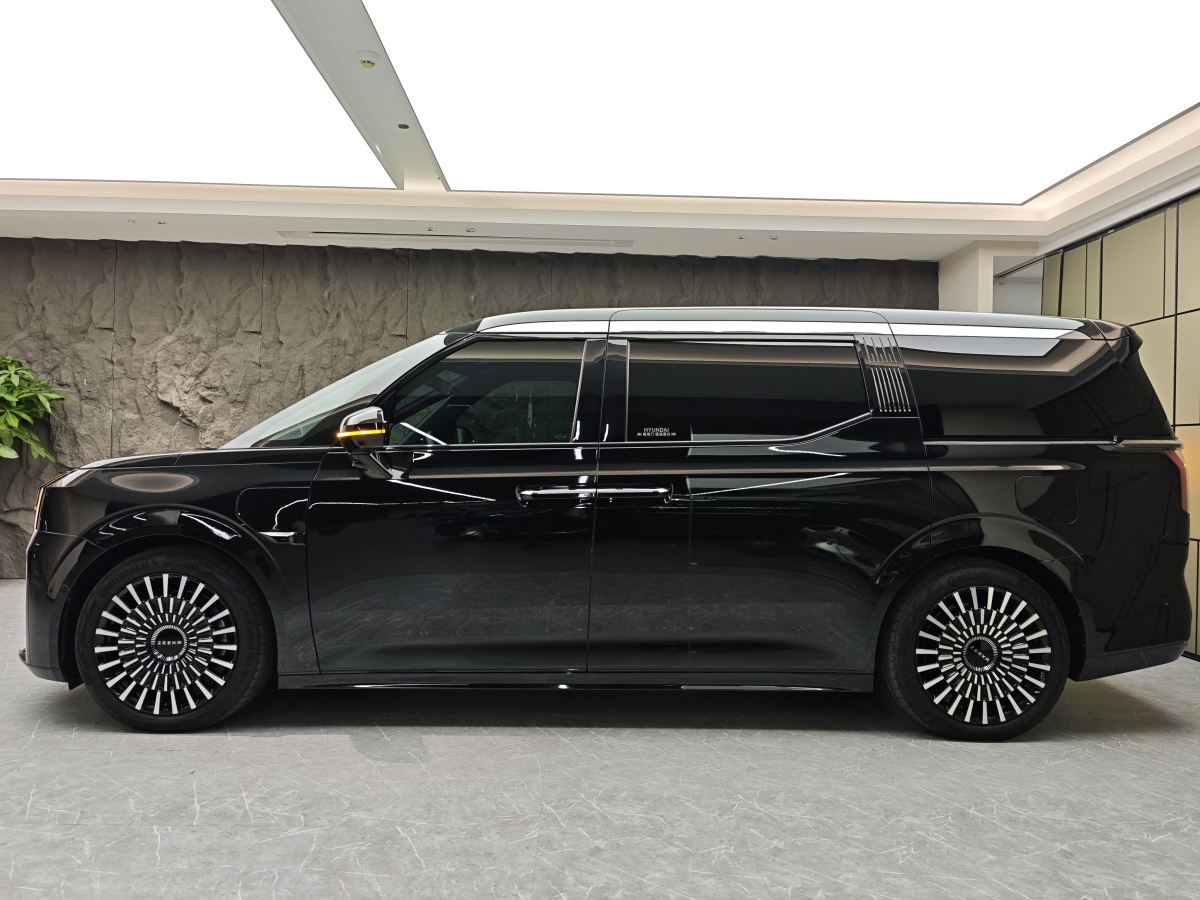 Hyundai Coupe 2023 صورة سيارة #4