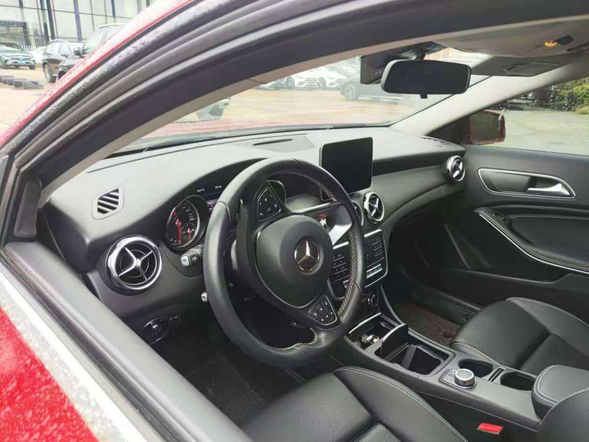 Mercedes-Benz GLA Class (Imported) 2018 #4 Mercedes-Benz GLA Class (Imported) 2018 car image #4