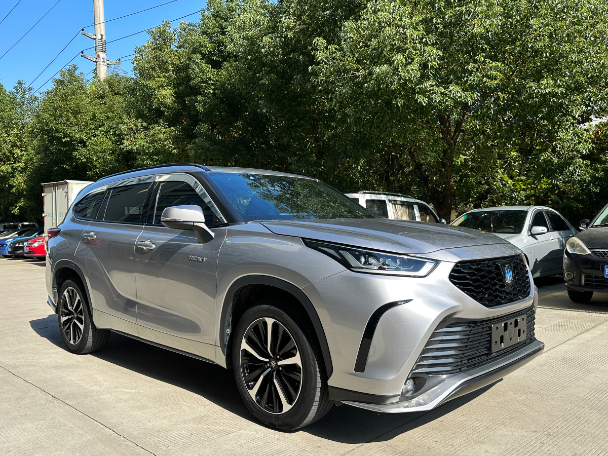 Toyota Crown Kluger 2022 immagine di auto #4