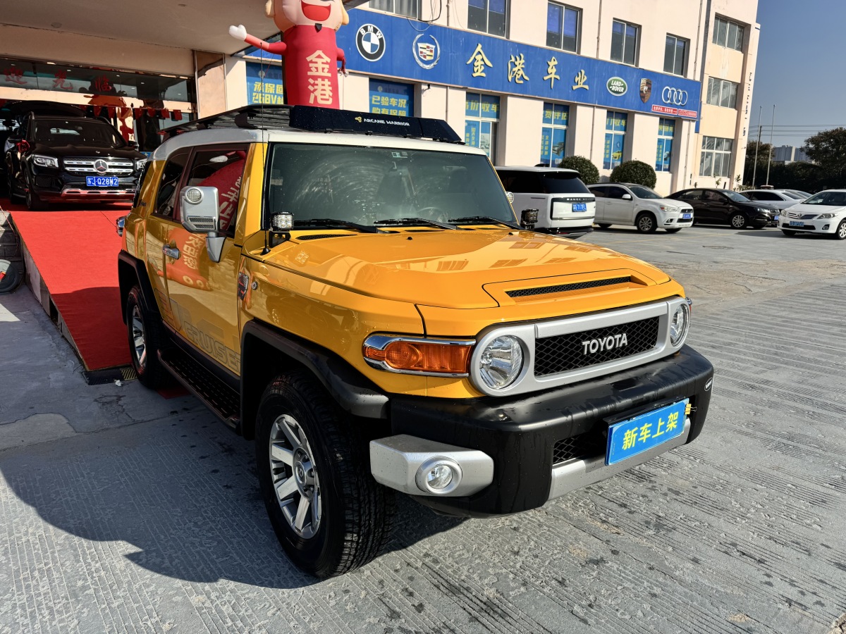 Toyota FJ Cruiser 2024 #4 Toyota FJ Cruiser 2024 car image #4