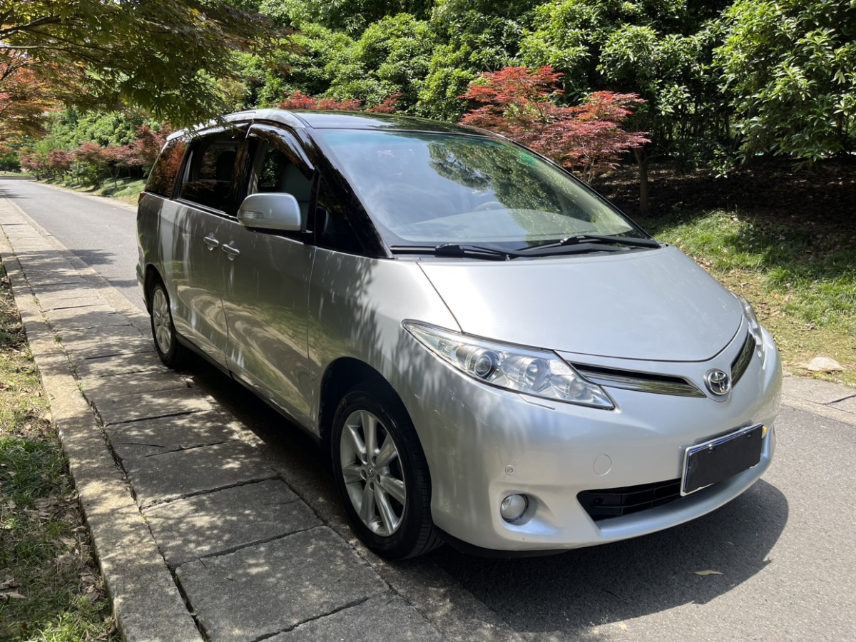 Toyota Previa 2009 #4 Toyota Previa 2009 car image #4