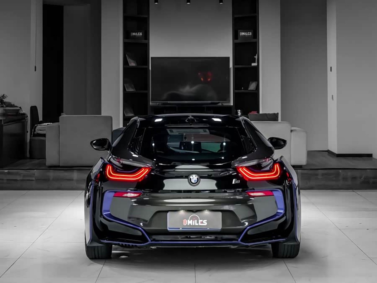 BMW i8 2017 صورة سيارة #4