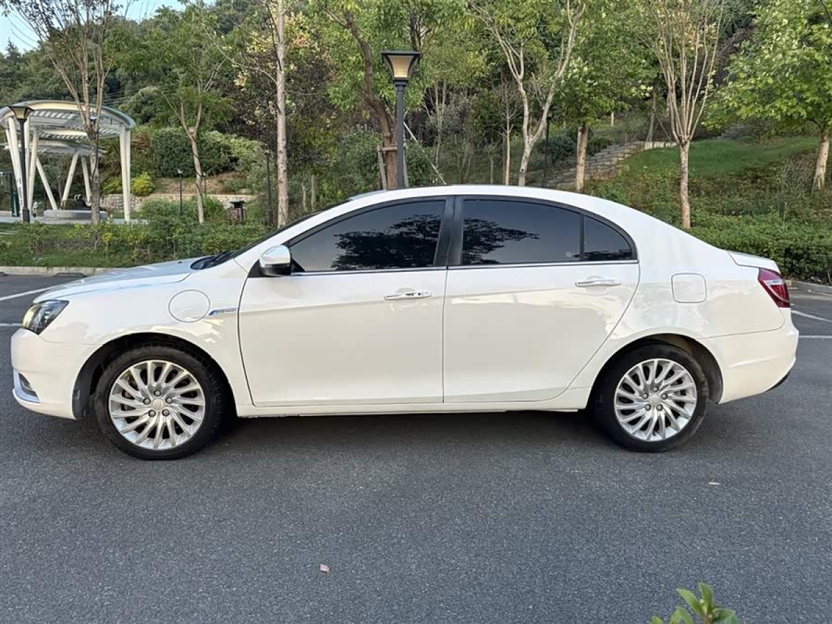 GEELY Emgrand New Energy 2018 #4 GEELY Emgrand New Energy 2018 car image #4