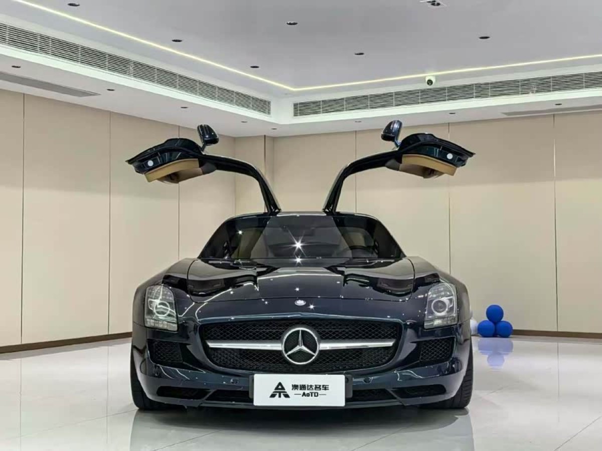 Mercedes-Benz SLS AMG 2010 изображение автомобиля #4