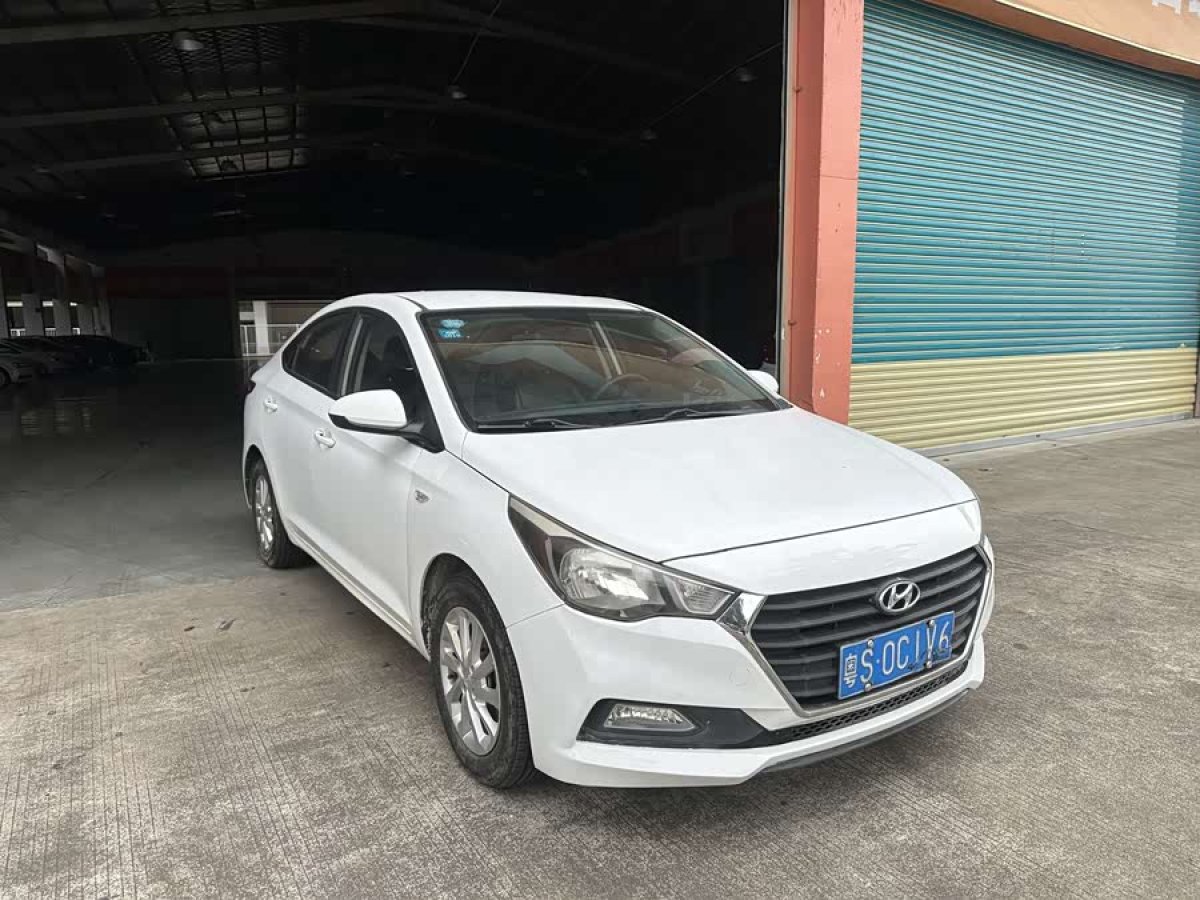 Hyundai Verna 2017 car image #4