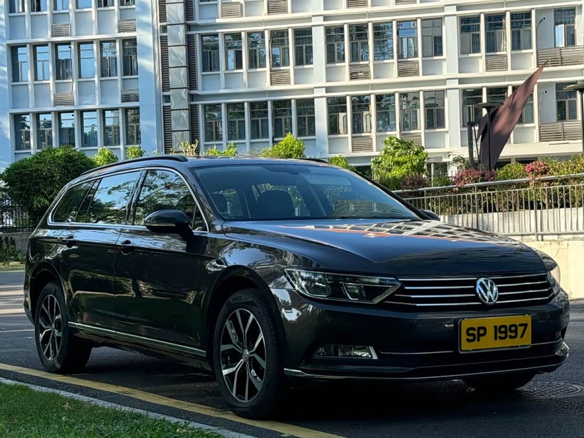 Volkswagen Passat Variant 2017 immagine di auto #4