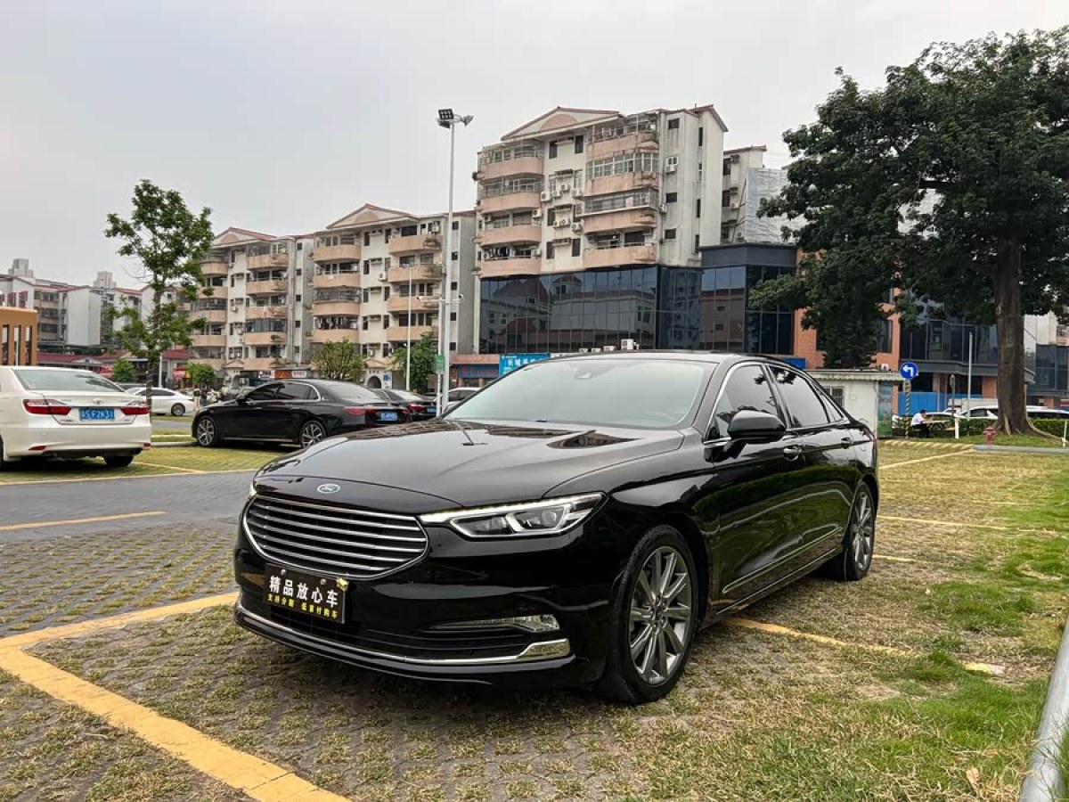 Ford Taurus 2021 car image #4