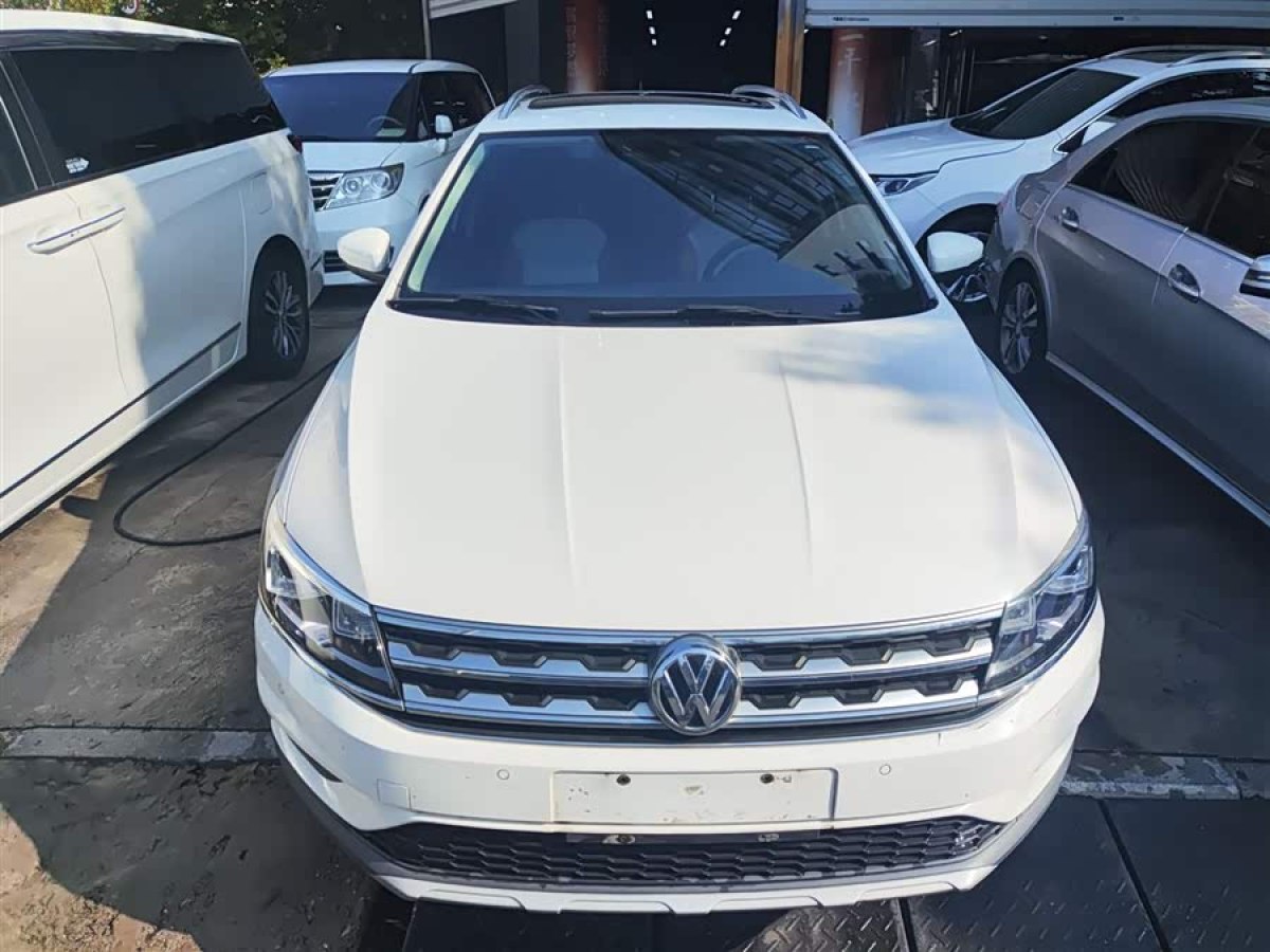 Volkswagen Cross Lavida 2018 immagine di auto #4