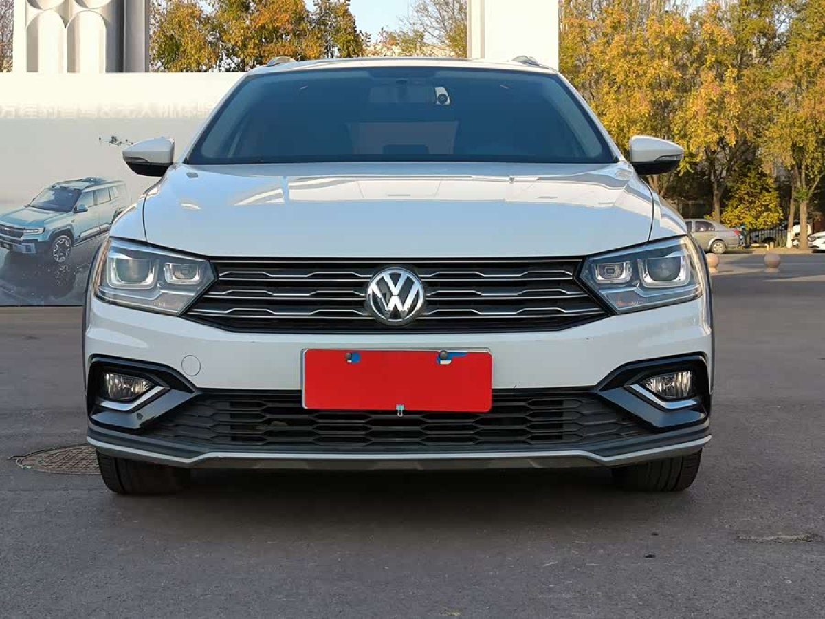 Volkswagen C-Trek 2020 immagine di auto #4