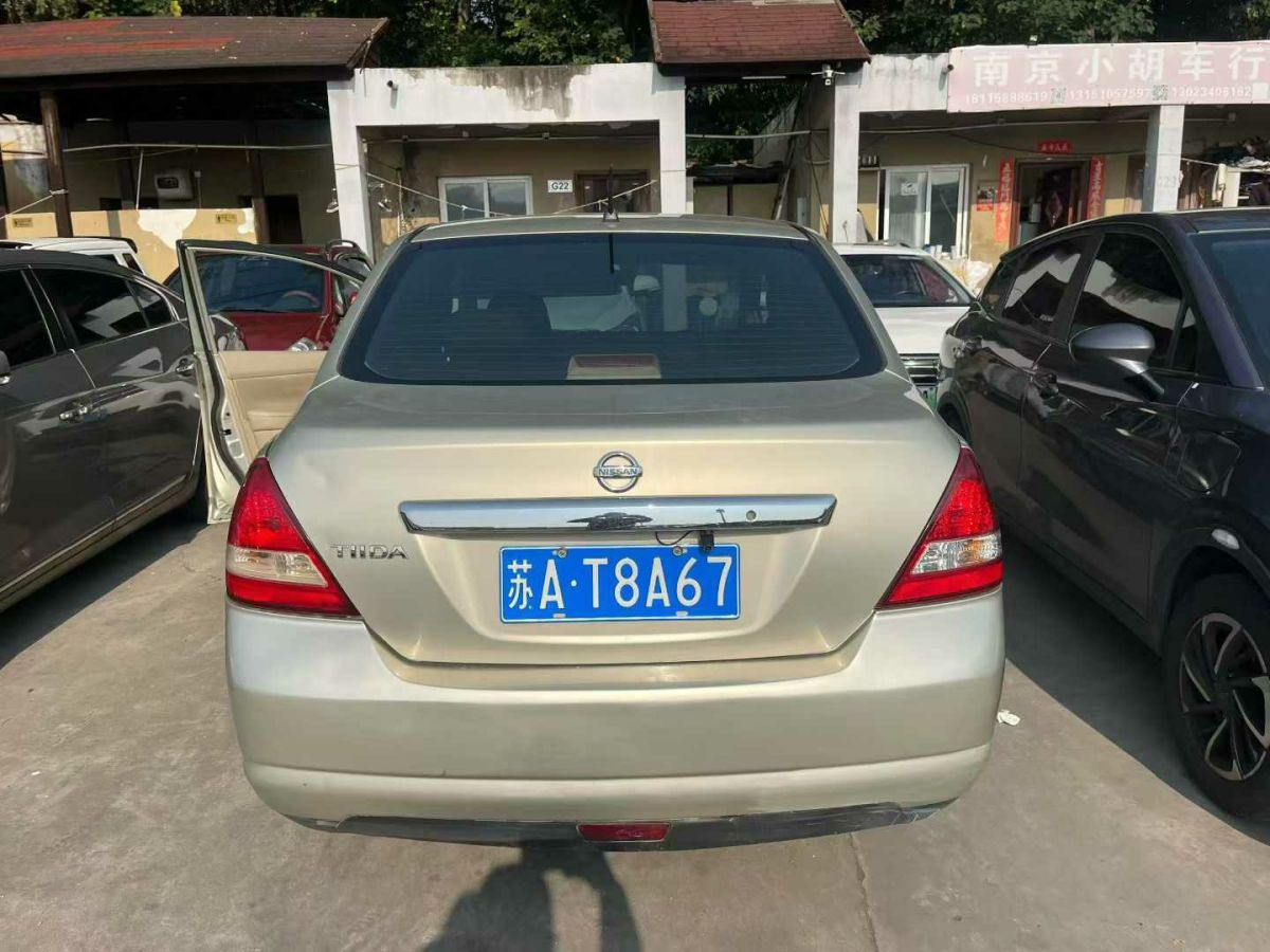 日产 颐达 2004 汽车图片 #4