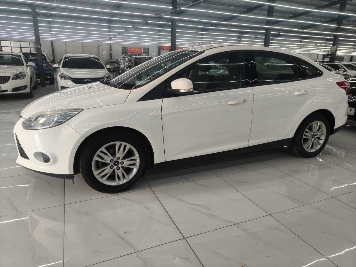 Ford Focus (Imported) 2013 car image #4
