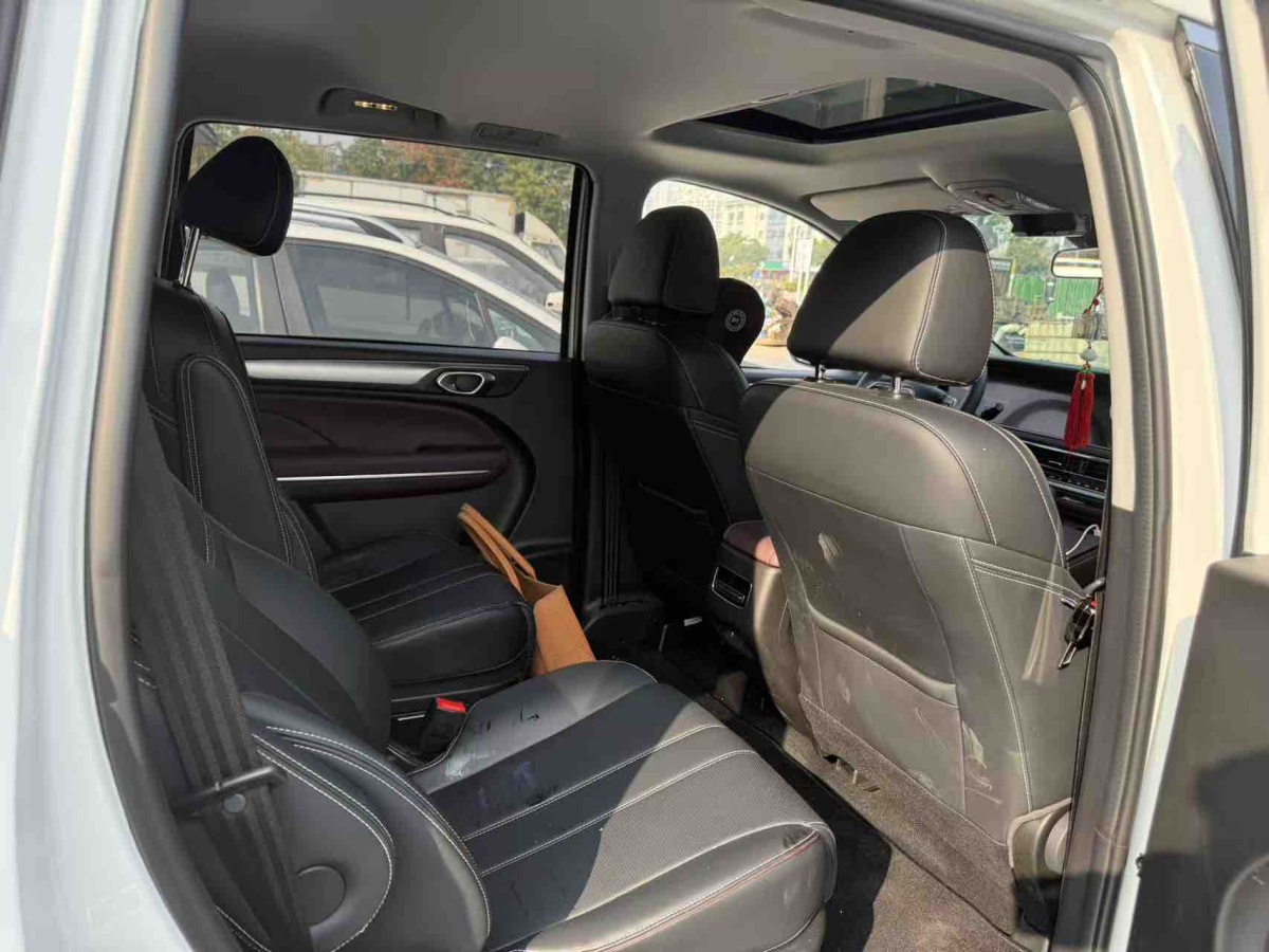 GAC Trumpchi M6 2025 car image #4