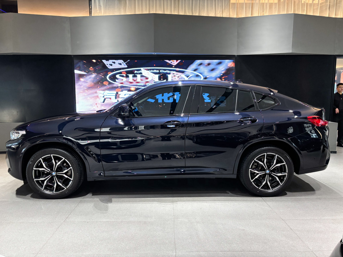 BMW X4 M 2023 car image #4