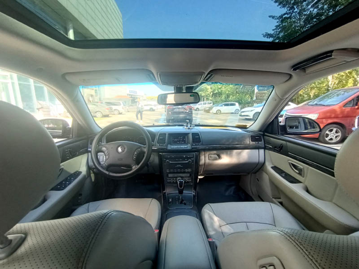 Kia Opirus 2010 صورة سيارة #4