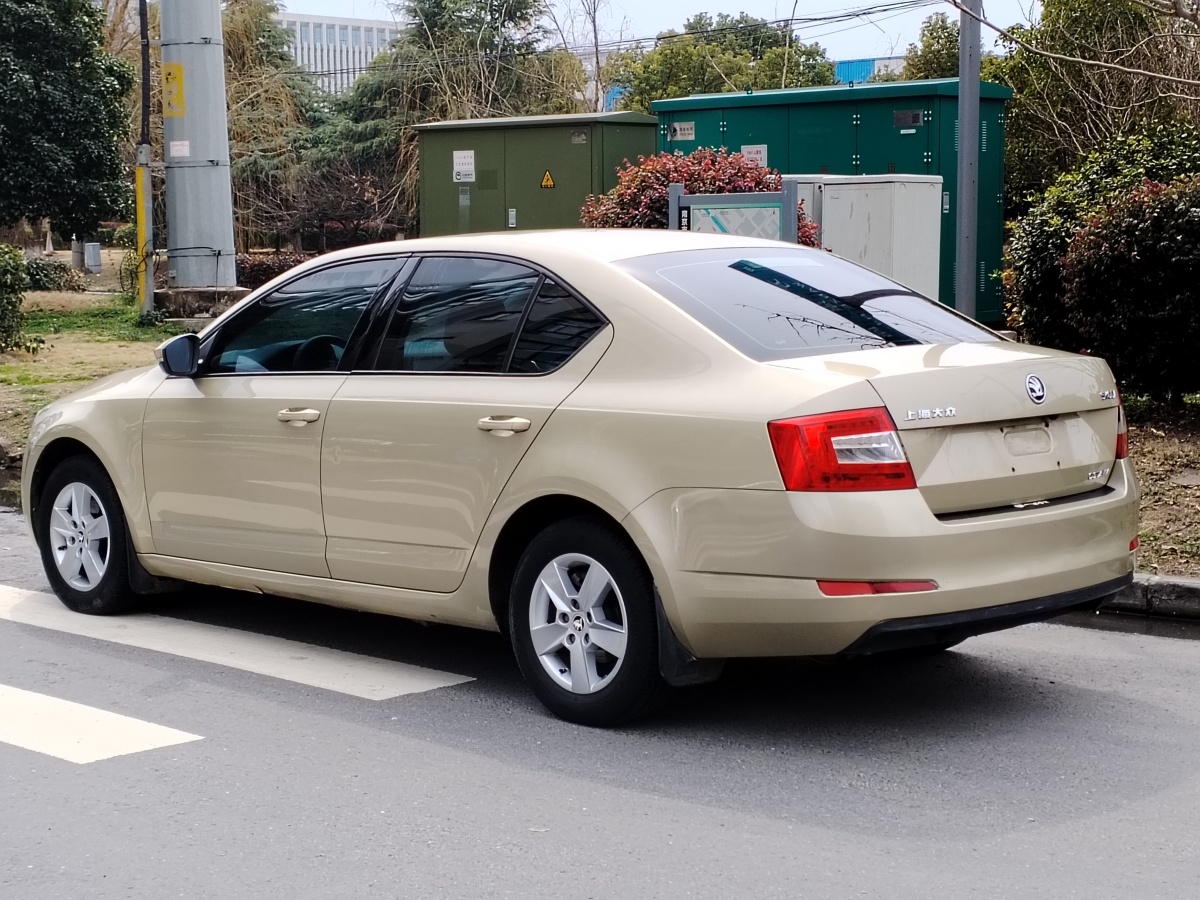 Skoda Octavia (Imported) 2015 car image #4