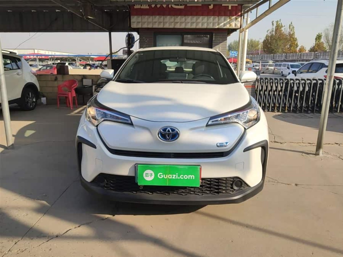 Toyota C-HR EV 2021 immagine di auto #4
