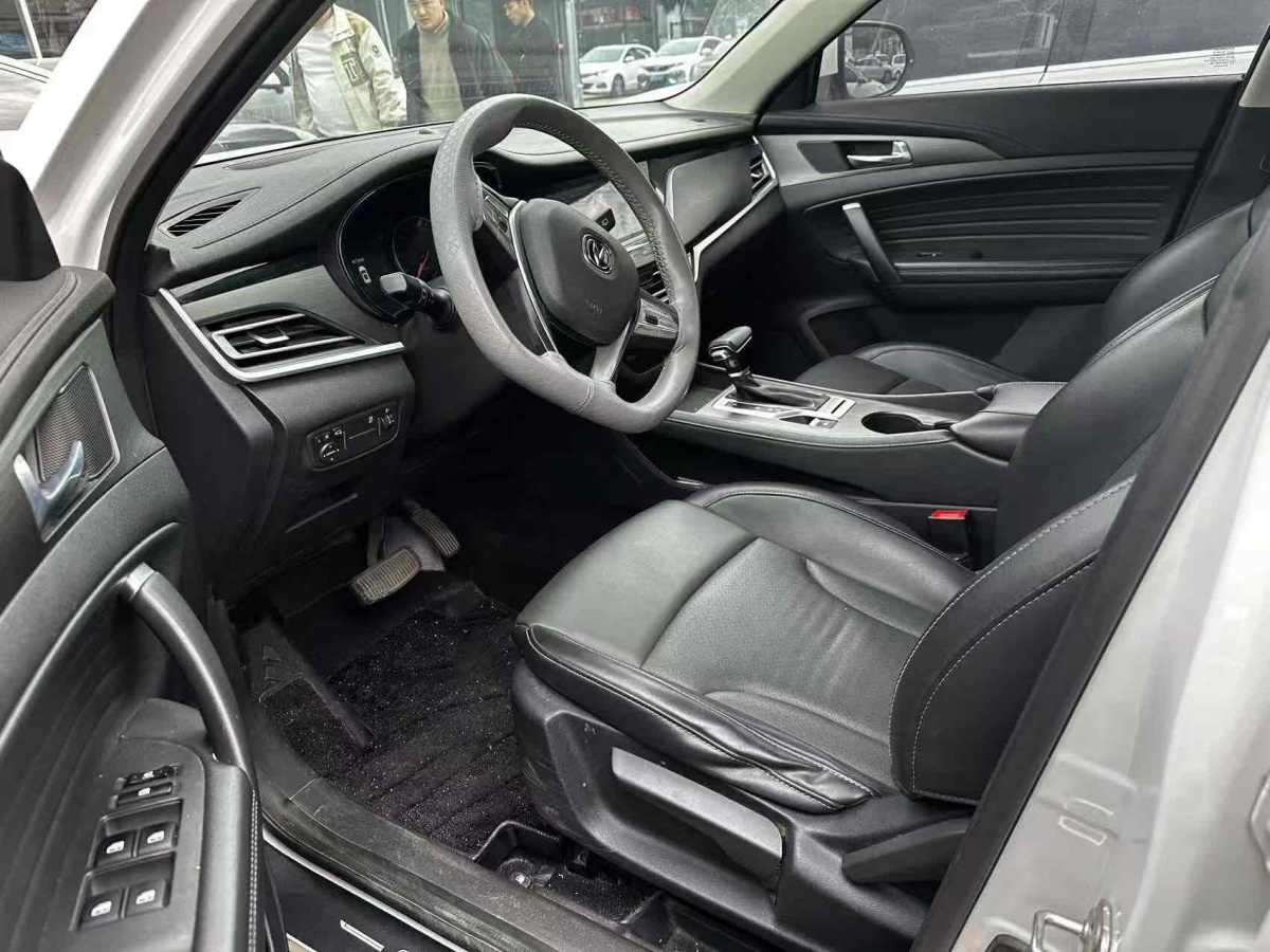 Changan CS35 2019 car image #4