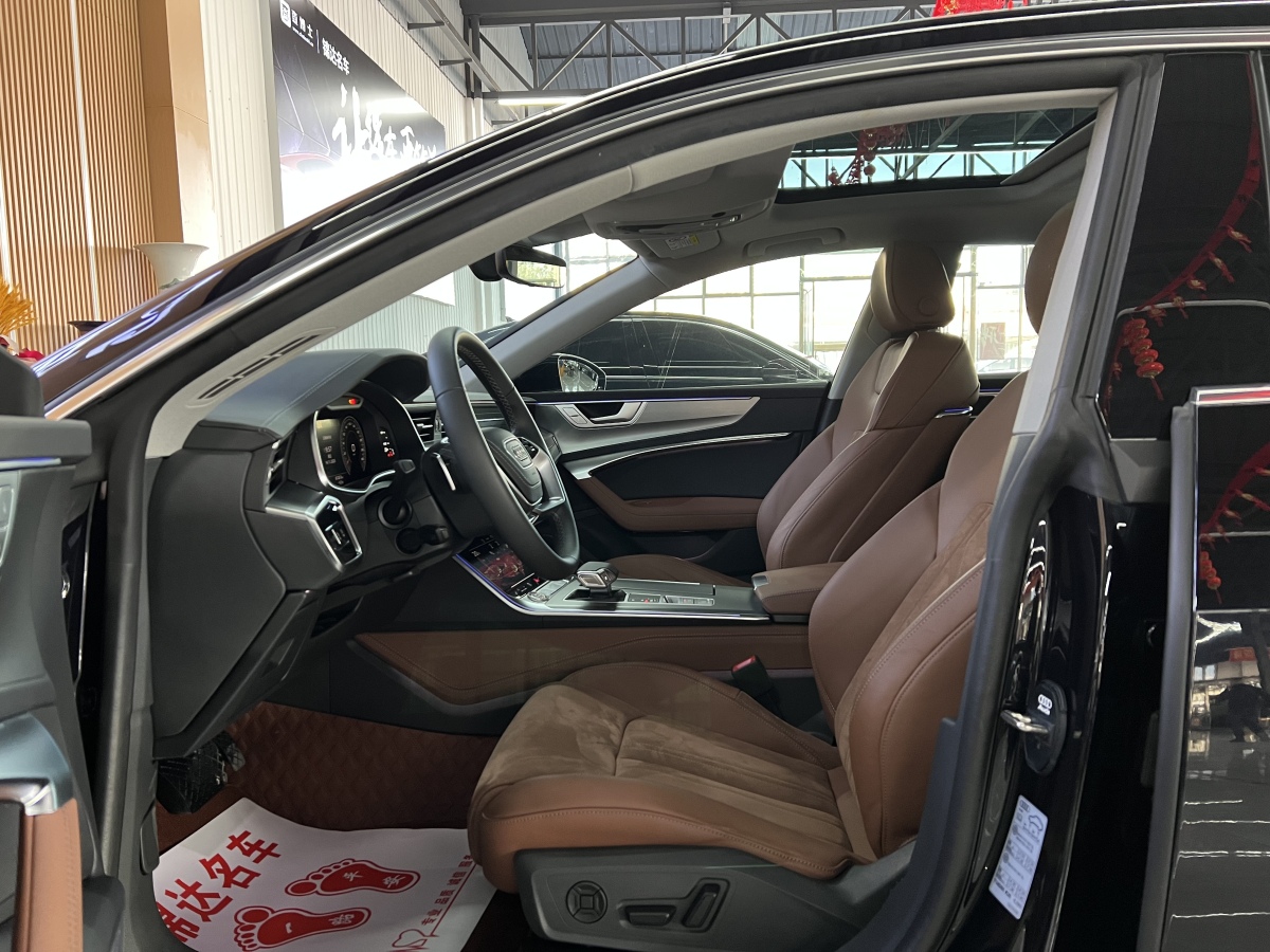 Audi A7L 2025 #4 Audi A7L 2025 car image #4